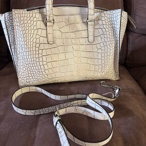 Claudia Firenze Satchel